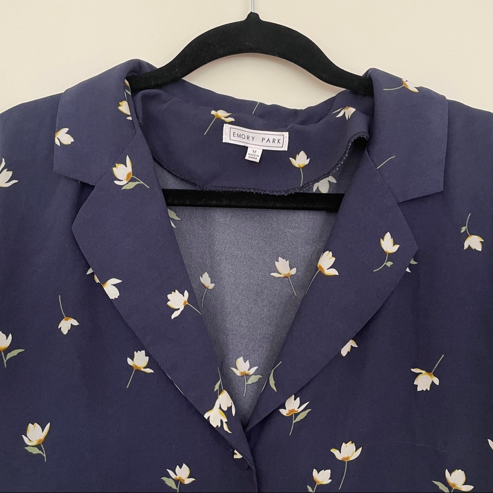 Cropped Floral Button Down Blouse - image 3